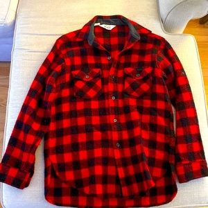 Vintage woolrich Buffalo check flannel size medium.